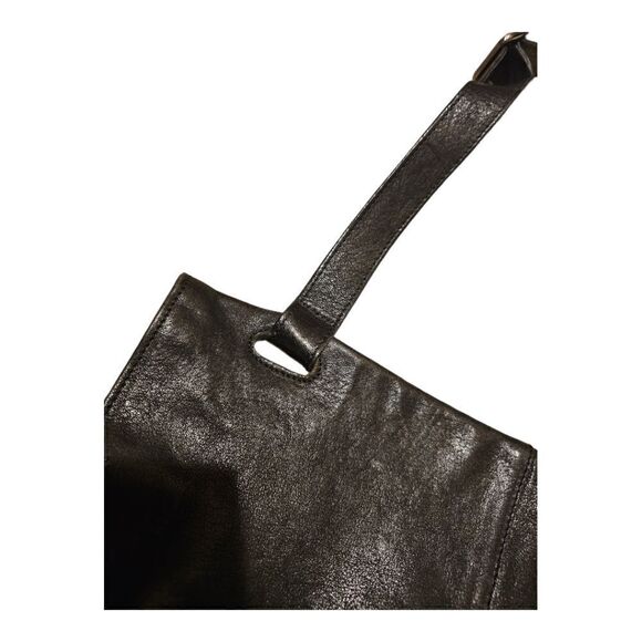 RAISON D'ETRE Made in Italy Leather Crossbody - Picture 4 of 9